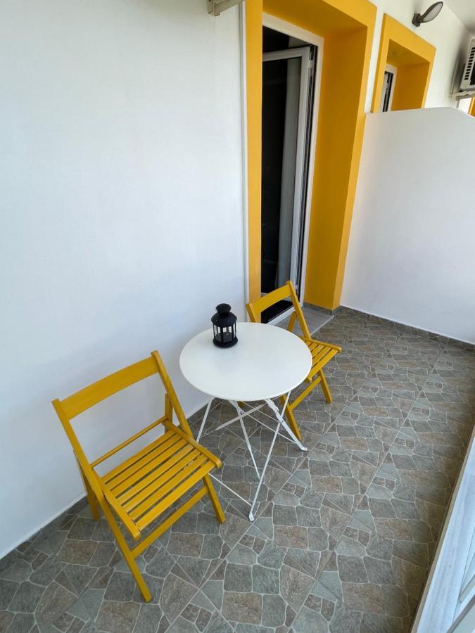 Orchard Retreat Aparthotel Химар Екстериор снимка